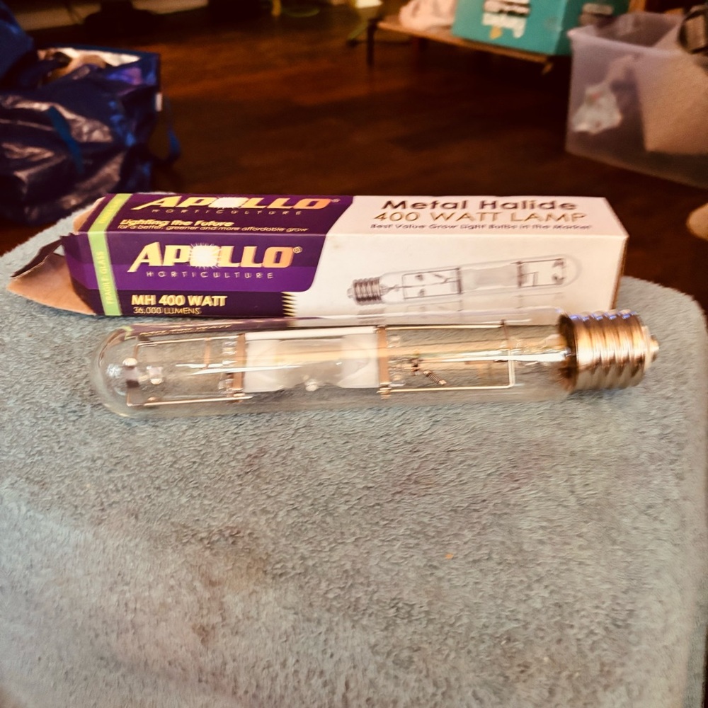 Apollo Horticulture Metal Halide Sodium 400 Watt Lamp